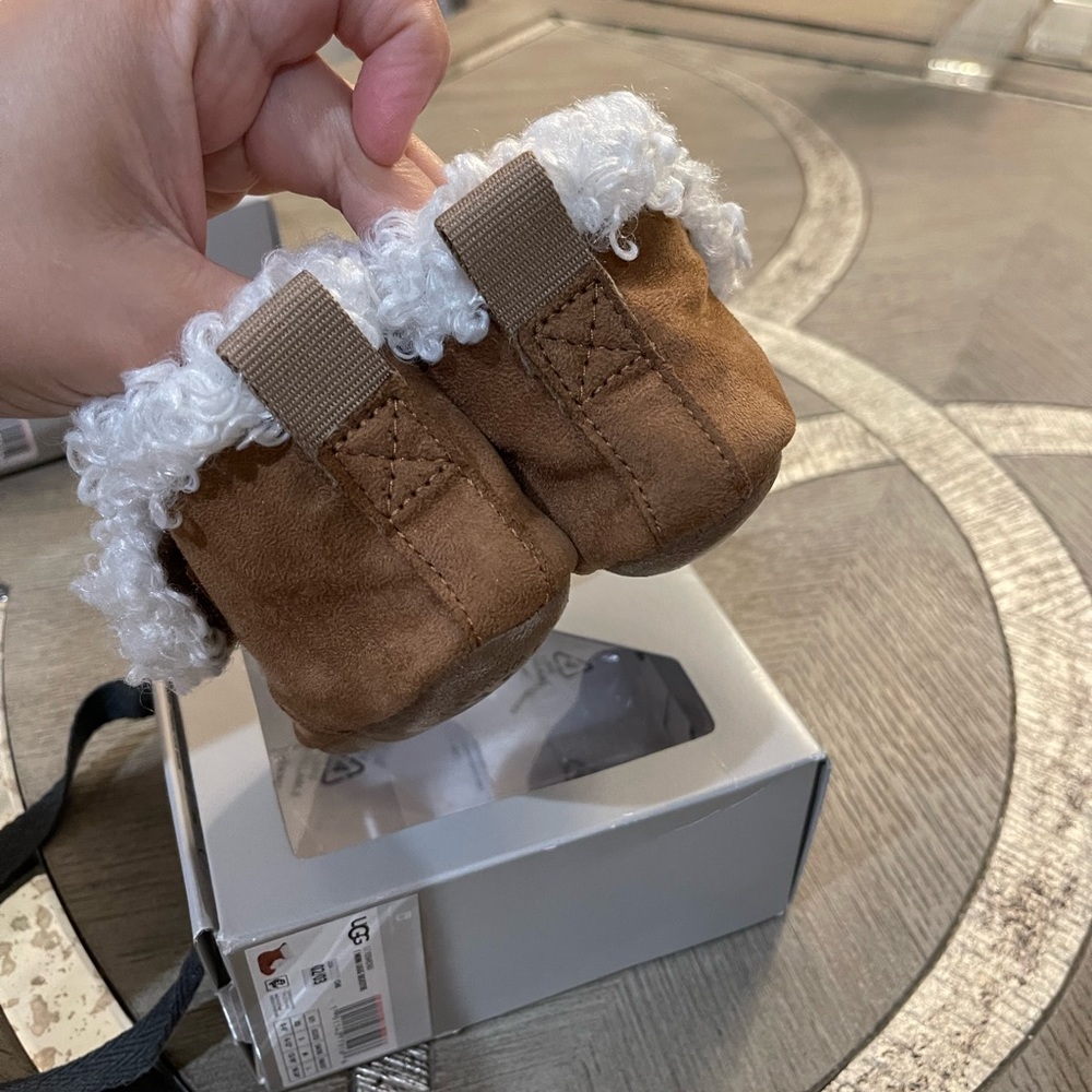 Infant ugg boot - Picture 3 of 5